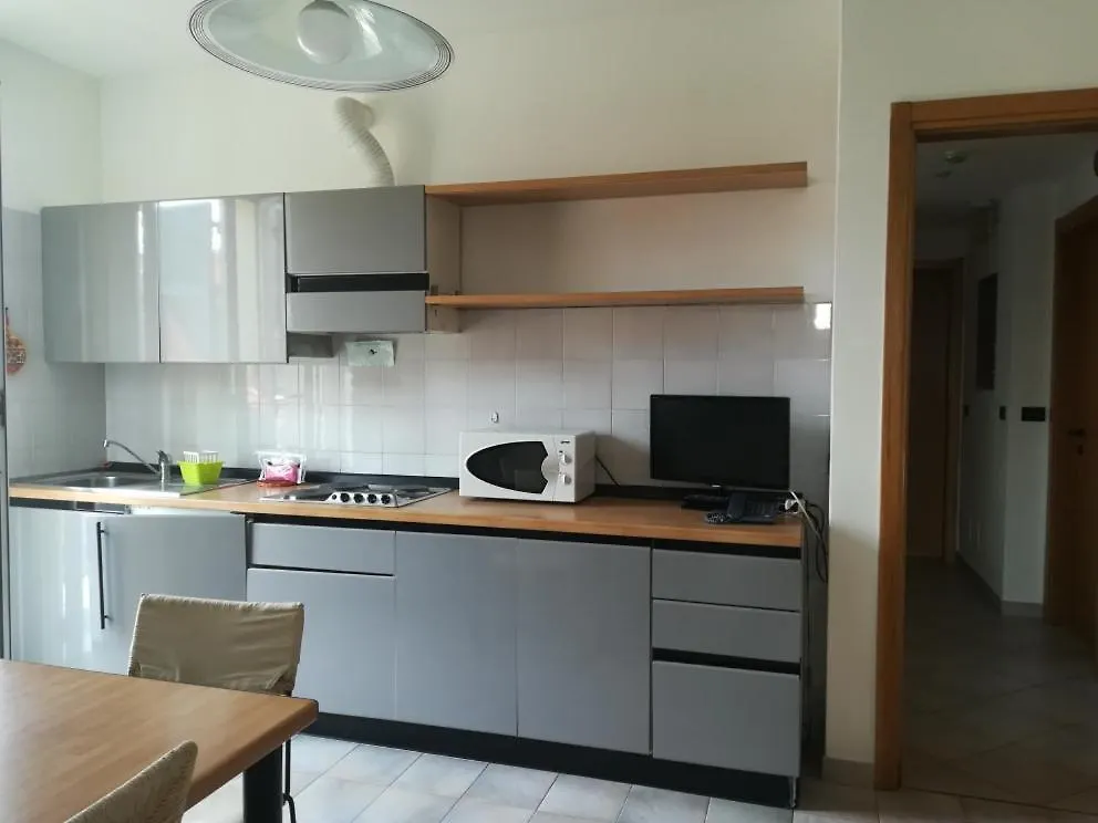 Residence Villa Carmen Fronte Mare A 50 Mt Pietra Ligure Aparthotel