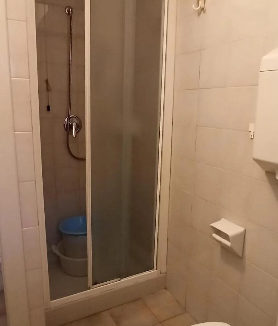 Residence Villa Carmen Fronte Mare A 50 Mt Pietra Ligure Aparthotel